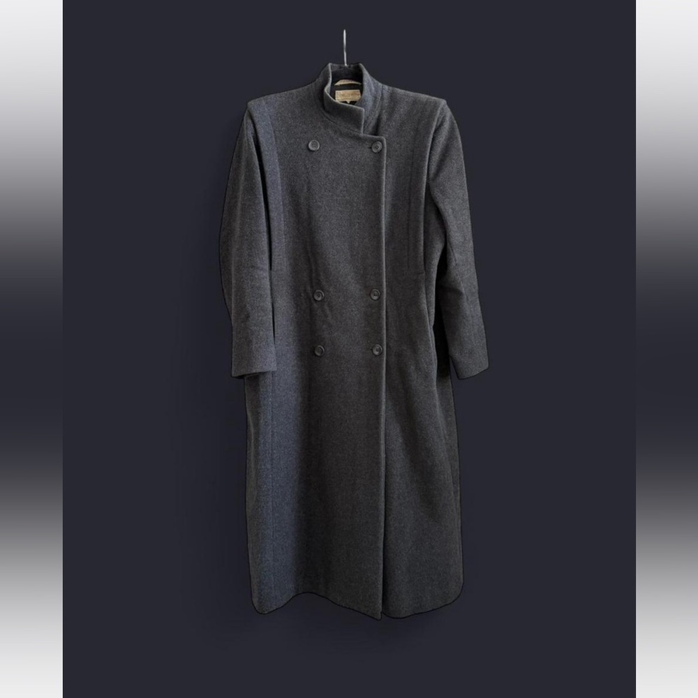 Elegant Gray Double-Breasted Women's Coat